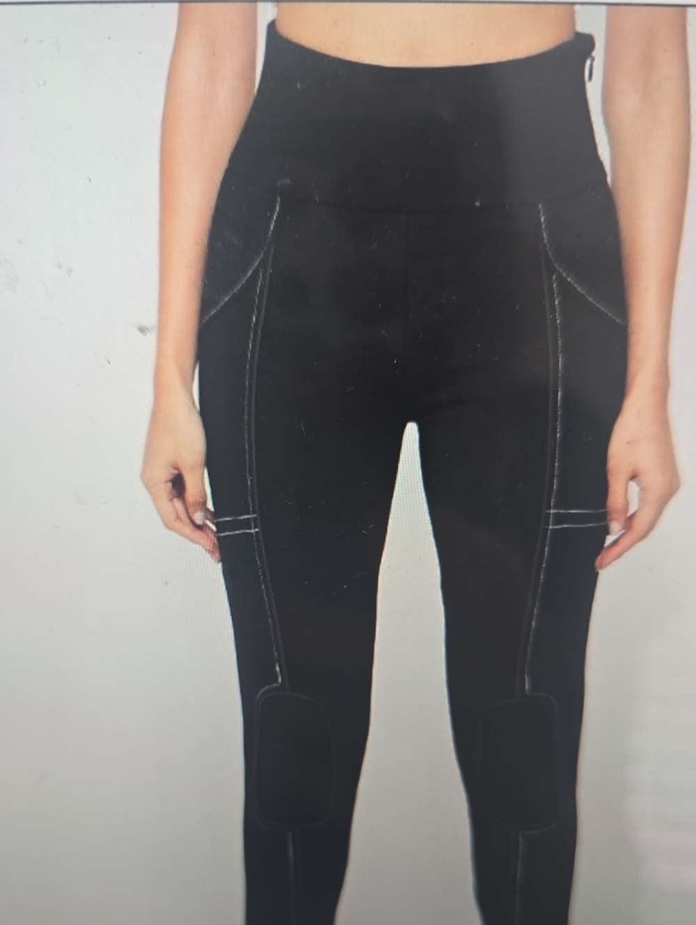 Maniere De Voir Black High-Waist Leggings with Contrast Stitching 4